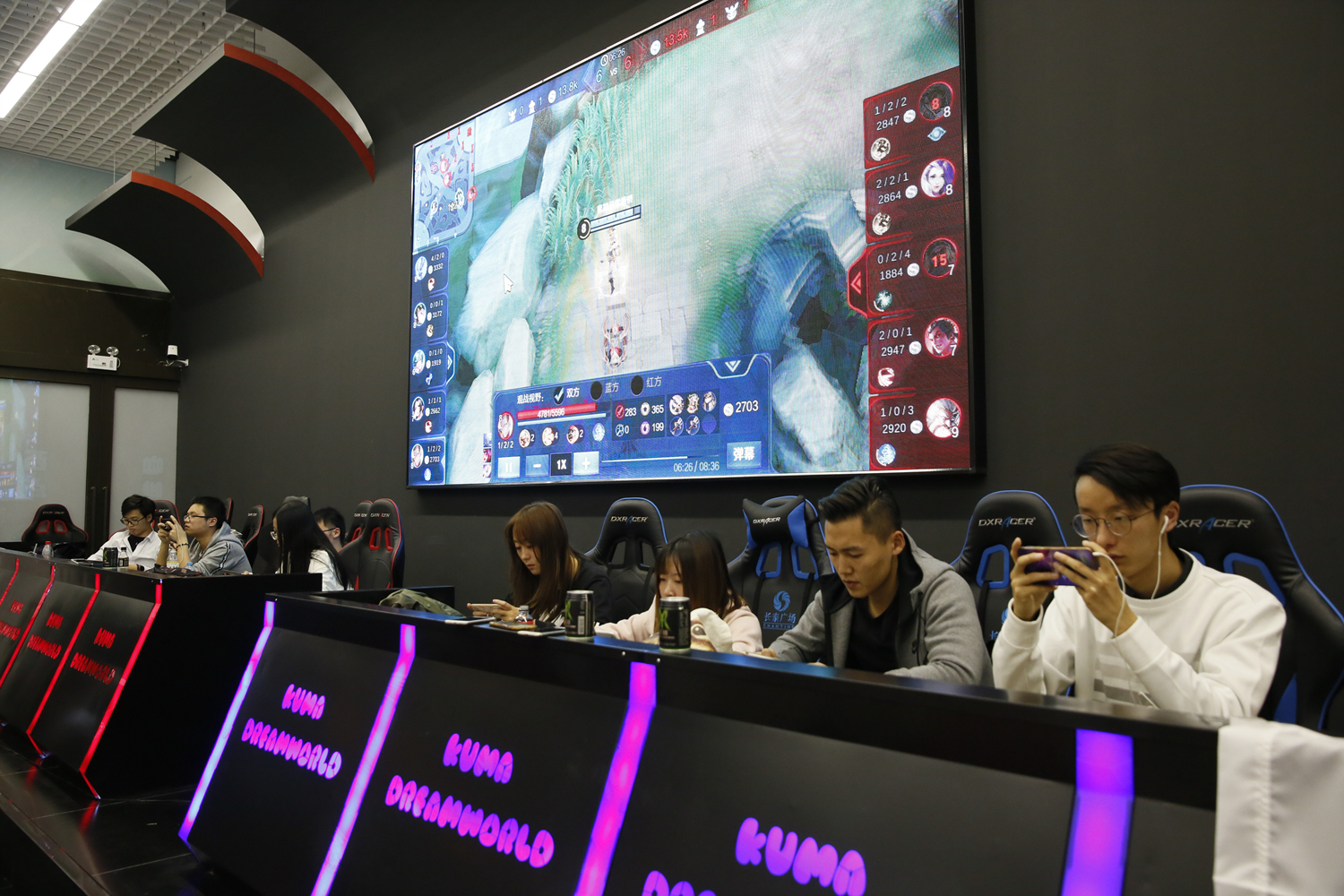 LPL夏季赛战队海报